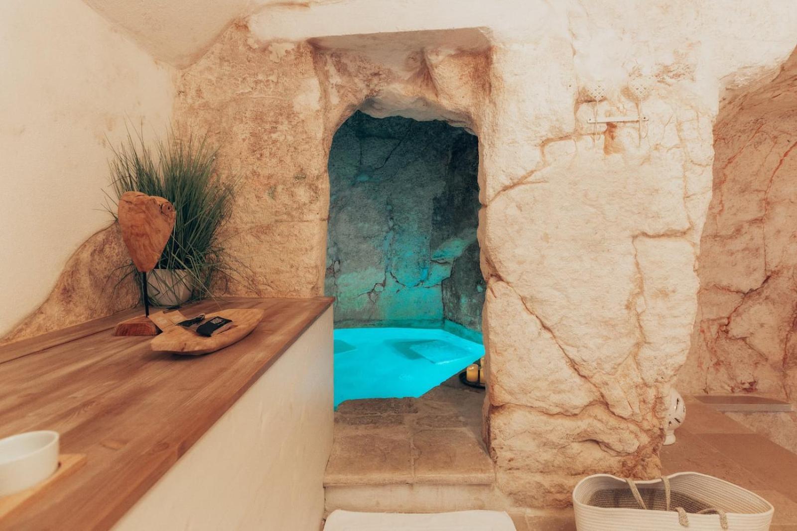 Bed and Breakfast Grotta Carlotta Ostuni Exterior foto